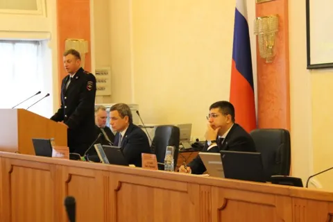 Ярославские депутаты обсудили введение персонифицированной электронной транспортной карты
