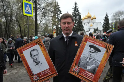 В строю «Бессмертного полка» прошли пятнадцать тысяч ярославцев