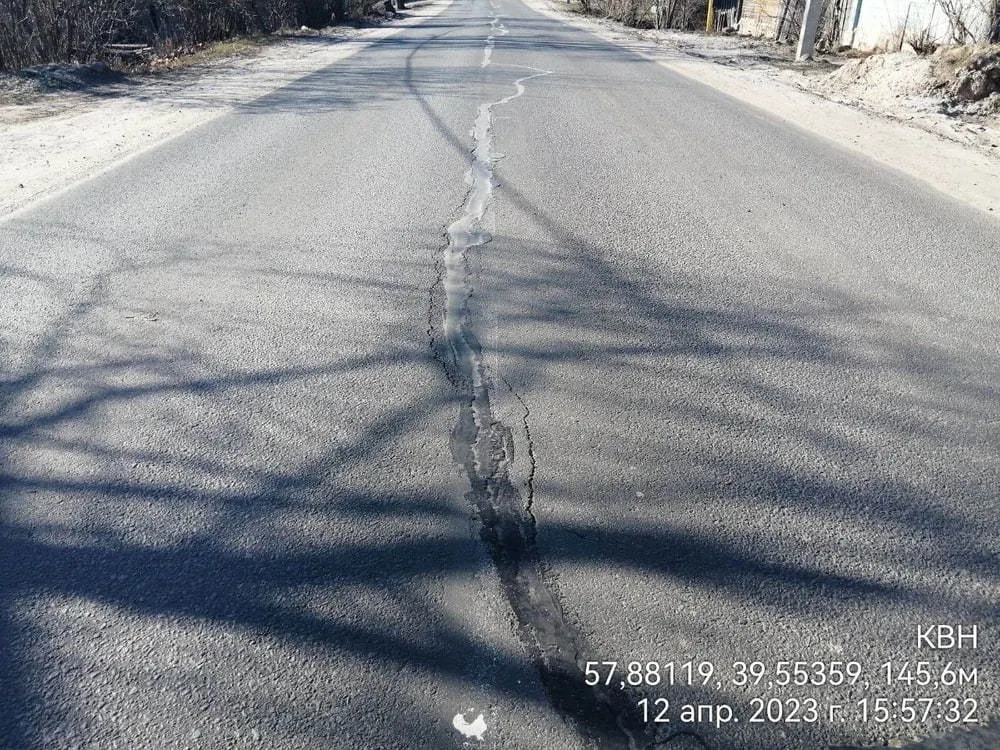 Дорожники заплатят за недоделанный ремонт дороги в Тутаеве