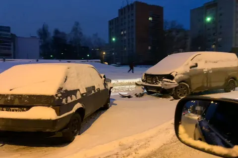 В Ярославле в ДТП пострадали годовалый малыш и машина ДПС