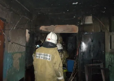 В Ярославле из горящего дома эвакуировали 17 человек