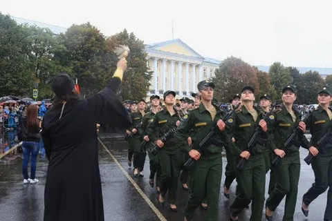 В Ярославле курсанты Военно-космической академии имени Можайского присягнули Родине