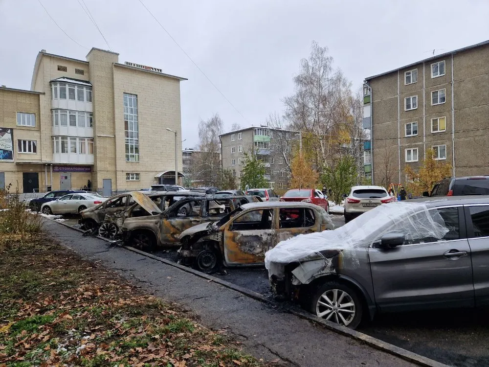 В Ярославле возбудили уголовное дело из-за массового автопожара
