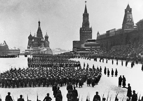 В Ярославле пройдет автопробег, посвященный 72-й годовщине военного парада 1941 года