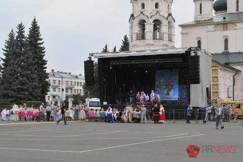 В Ярославль  приехала Надежда Бабкина. Фоторепортаж