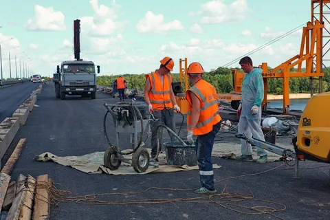 Работы на Октябрьском мосту Ярославля будут закончены к 1 сентября