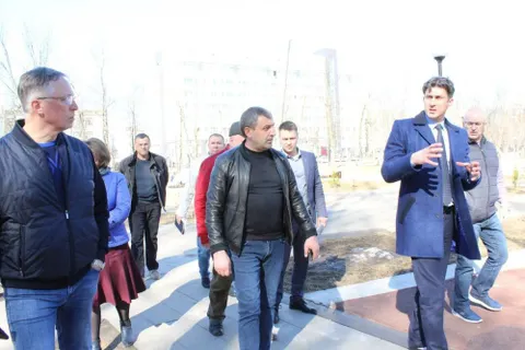 В Ярославле Юбилейный парк обещают благоустроить раньше «Озерной гривки»