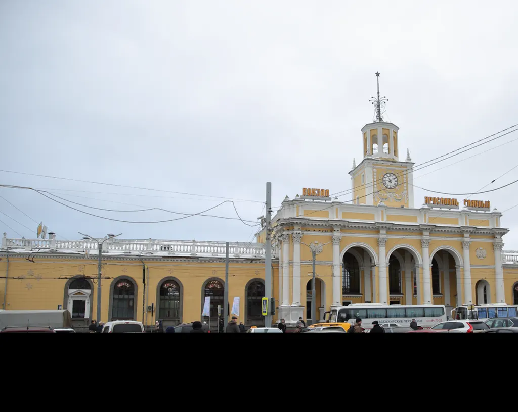 Из-за погодных условий в Ярославской области задерживаются поезда и электрички