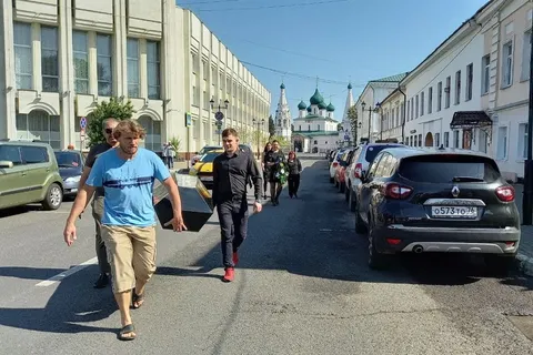 В Ярославле «похоронили» общественный транспорт