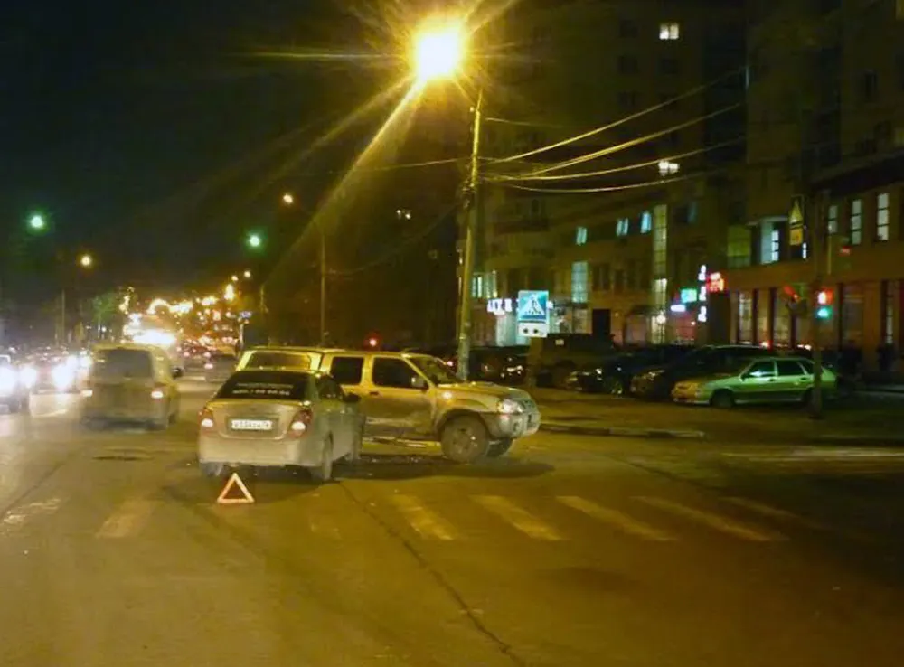В ДТП на проспекте Толбухина в Ярославле пострадала женщина
