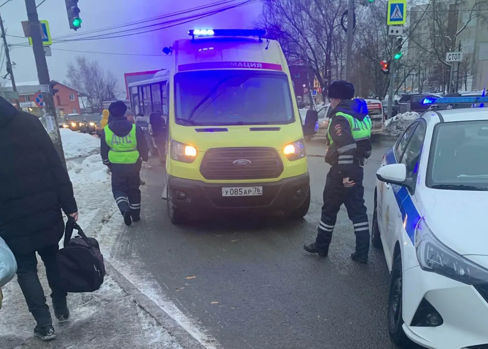 В Ярославле автобус подмосковного перевозчика сбил ребенка