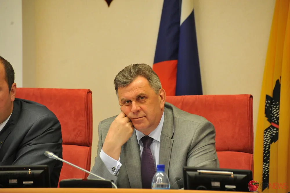Губернатор Ярославской области Сергей Ястребов опять в хвосте