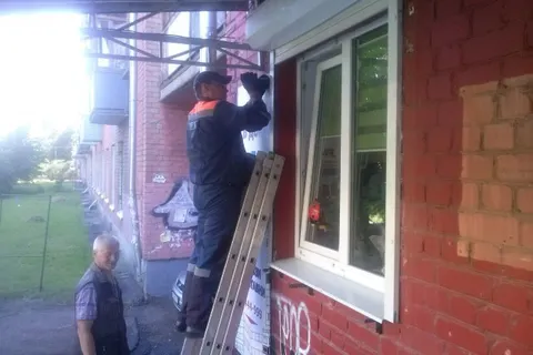 В Ярославле продолжают бороться с незаконными рекламными конструкциями