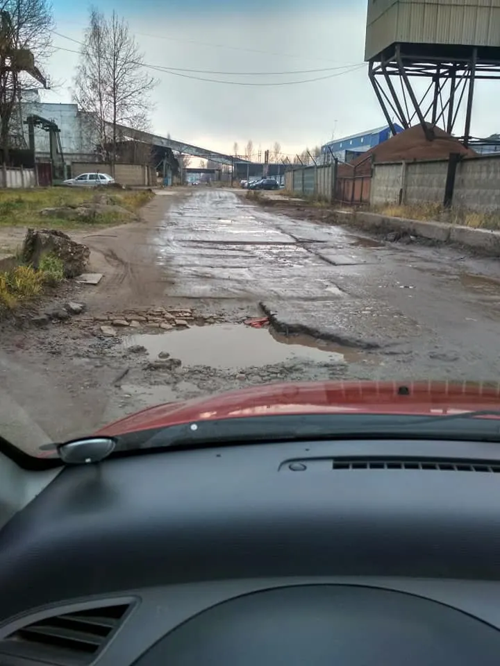 Ярославцы об улице Промышленной: дорога уничтожена техникой и врагом