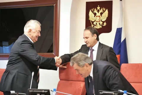На первом заседании Думы Ярославской области был аншлаг. Фоторепортаж