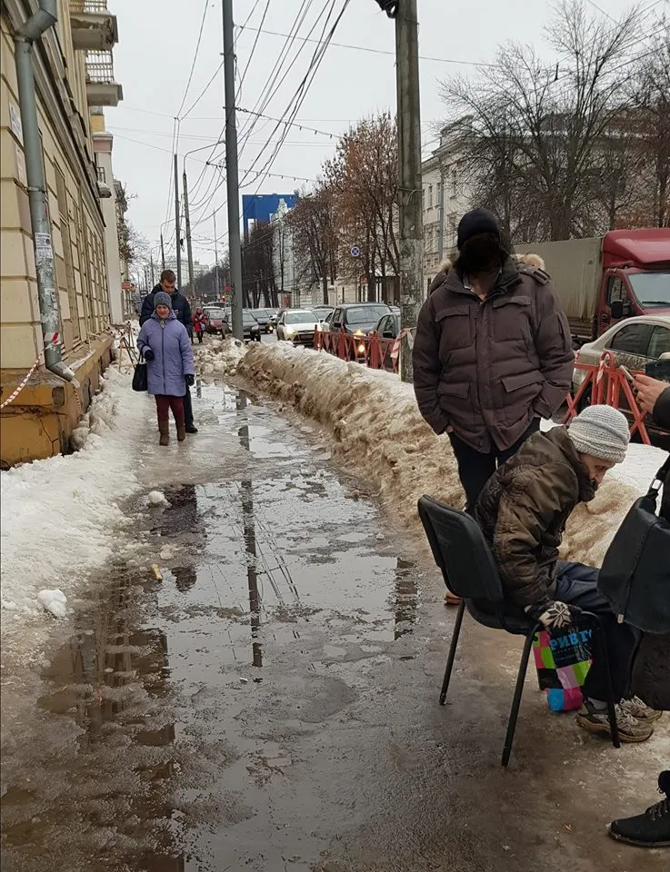 В Ярославле появились тротуары-катки: пострадала 87-летняя пенсионерка