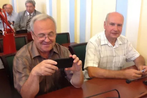 Дмитрия Миронова  представляют  руководству Ярославской области