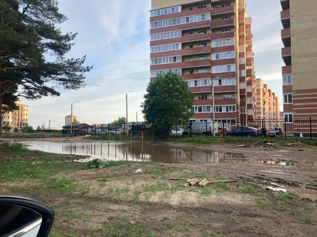 Ярославская дорога превратилась в пруд для уточек