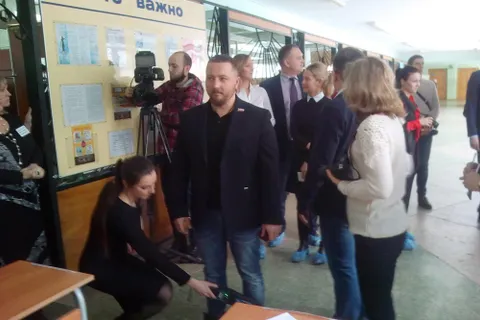 В Ярославле родители-политики сдали ЕГЭ 