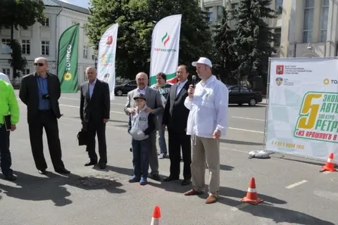 В День эколога в Ярославле прошла выставка автомобилей