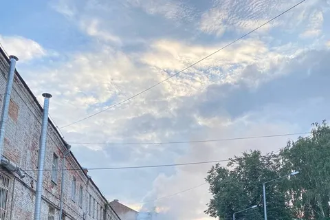 В Ярославле горит кафе на улице Кирова