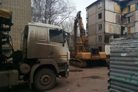 В Ярославле сносят здание, пострадавшее от взрыва газа