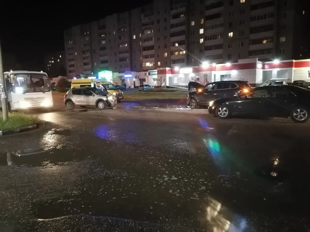 В Ярославле в ДТП пострадала шестилетняя девочка