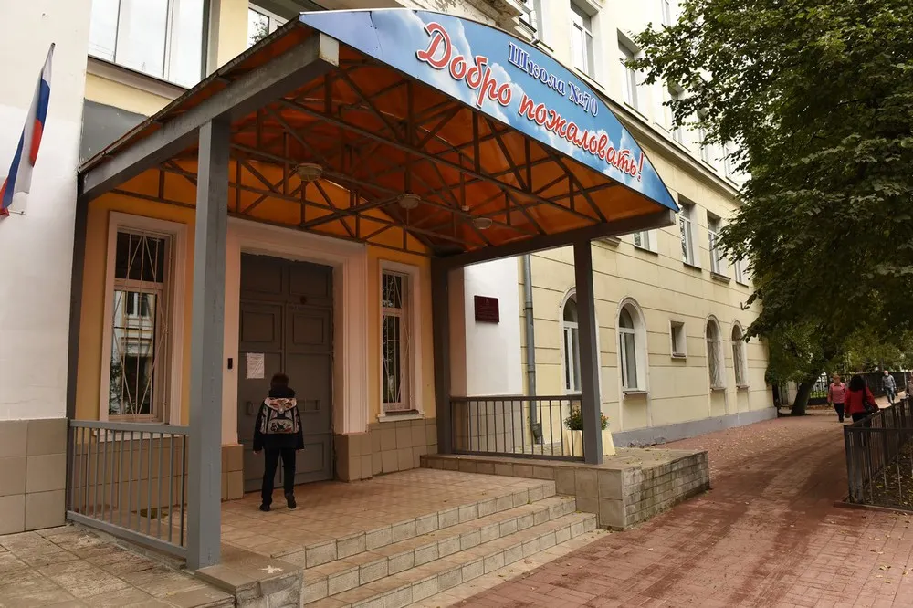 В школы и больницы Ярославля начало поступать тепло
