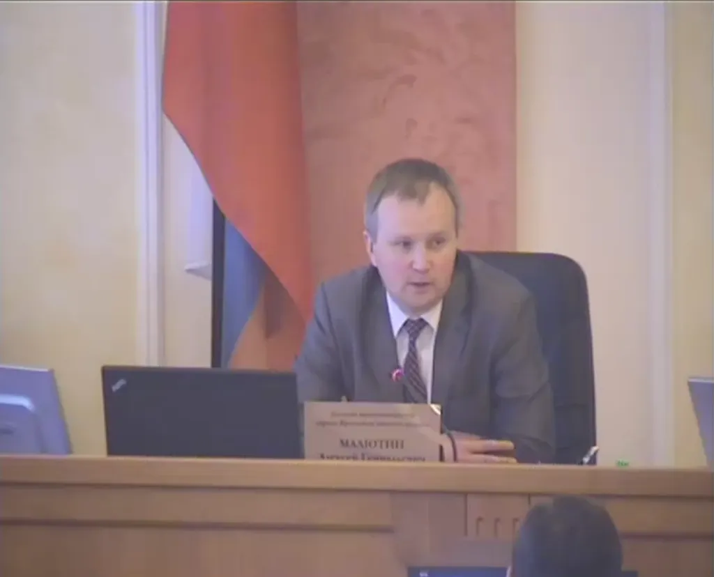 Вячеслав Гаврилов: «От лица мэрии прошу поддержать кандидатуру Зарубина на пост председателя муниципалитета Ярославля»