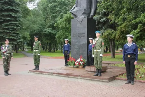 Ярославцы почтили память маршала Советского Союза Толбухина