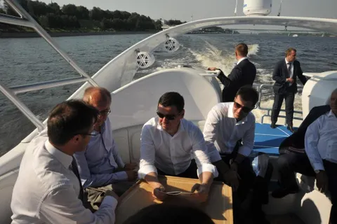 В Ярославле прошла презентация скоростной яхты на подводных крыльях