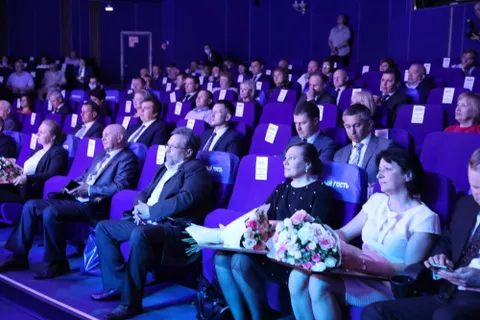 Мэра Ярославля и глав муниципалитетов обвинили в несоблюдении масочного режима
