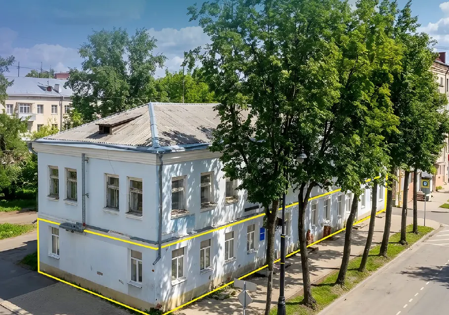 В Ярославской области продают здание бывшей поликлиники