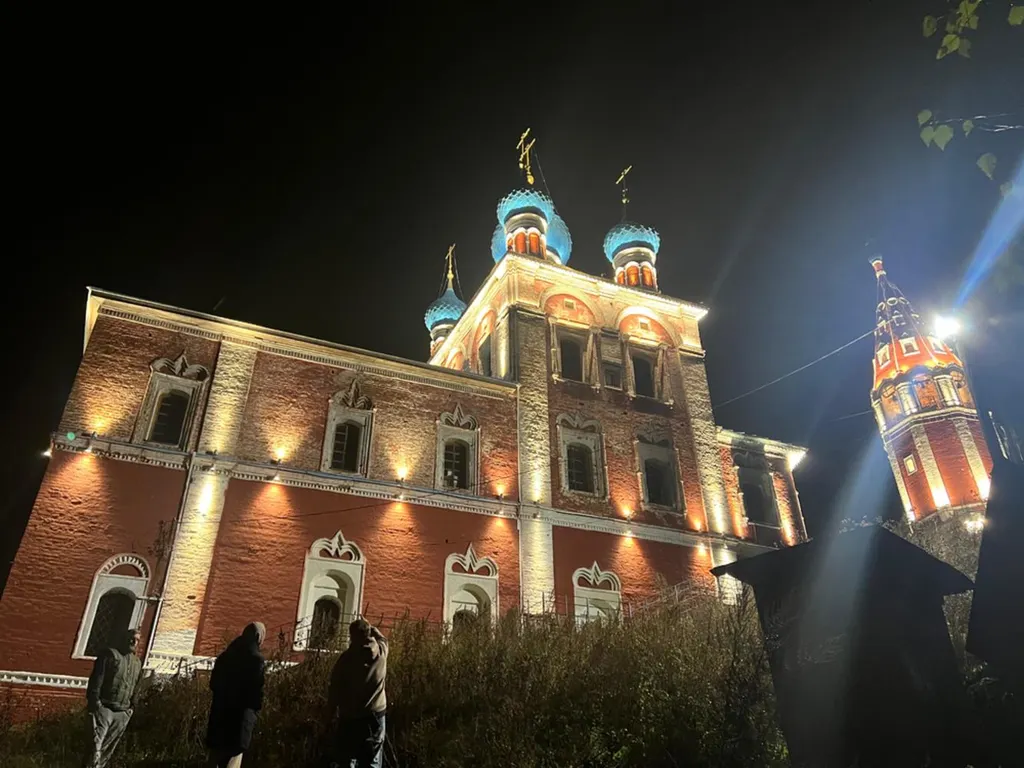 Пять ярославских храмов оборудовали архитектурной подсветкой