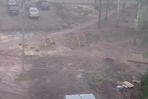 Ярославцы о благоустройстве двора: разве им не стыдно???