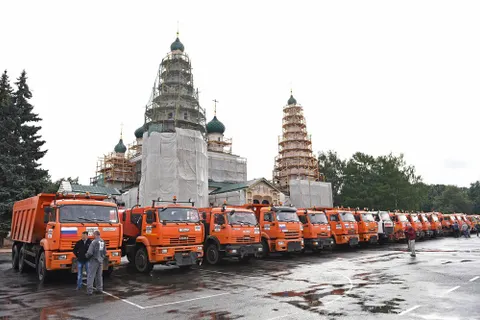 Мэрия Ярославля проверила технику, занятую на уборке улиц