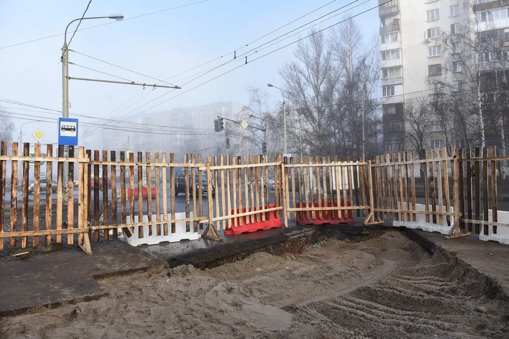 Мэрия назвала виновников вчерашнего обвала грунта на Большой Октябрьской