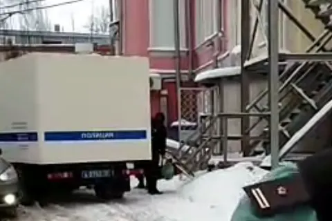 Суд над подозреваемым в убийстве Исаева в Ярославле: первые кадры