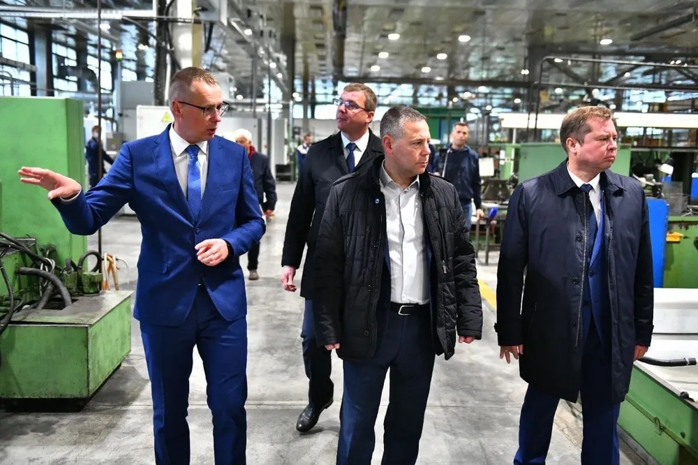 Глава Ярославля встретился с коллективом ЯЗДА