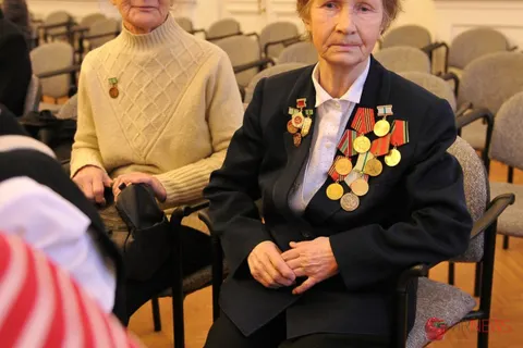 Сегодня в мэрии Ярославля чествовали блокадников.  Фоторепортаж
