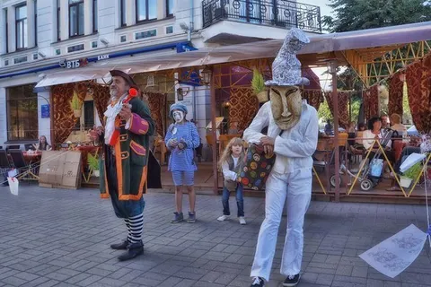 В Ярославле прошел фестиваль уличных театров
