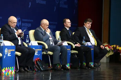 Ярославские промышленники и предприниматели предложили меры по развитию экономики