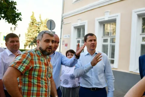 Мэр Ярославля прошелся по кафе на улице Кирова