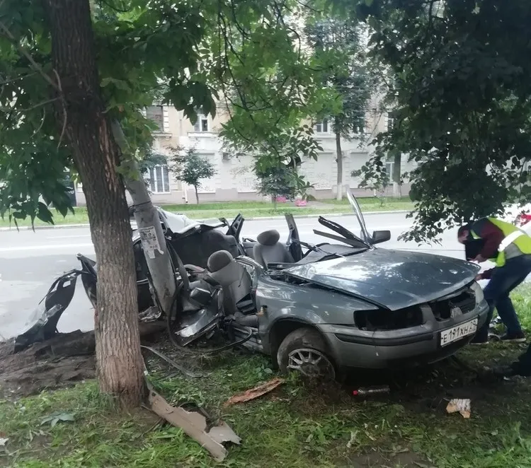 В Ярославле арестовали водителя, совершившего ночное ДТП