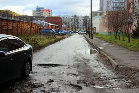 Депутаты муниципалитета Ярославля формируют список дворов для благоустройства