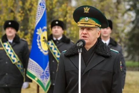 Ярославскому УФССП первому среди территориальных управлений вручено знамя