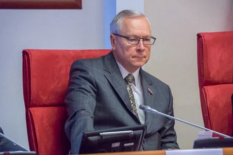 Ярославские власти ищут деньги на выполнение социальных обязательств