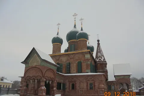В Ярославле разрушается памятник 17 века
