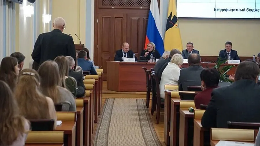 Проект бюджета Ярославской области обсудили в правительстве региона