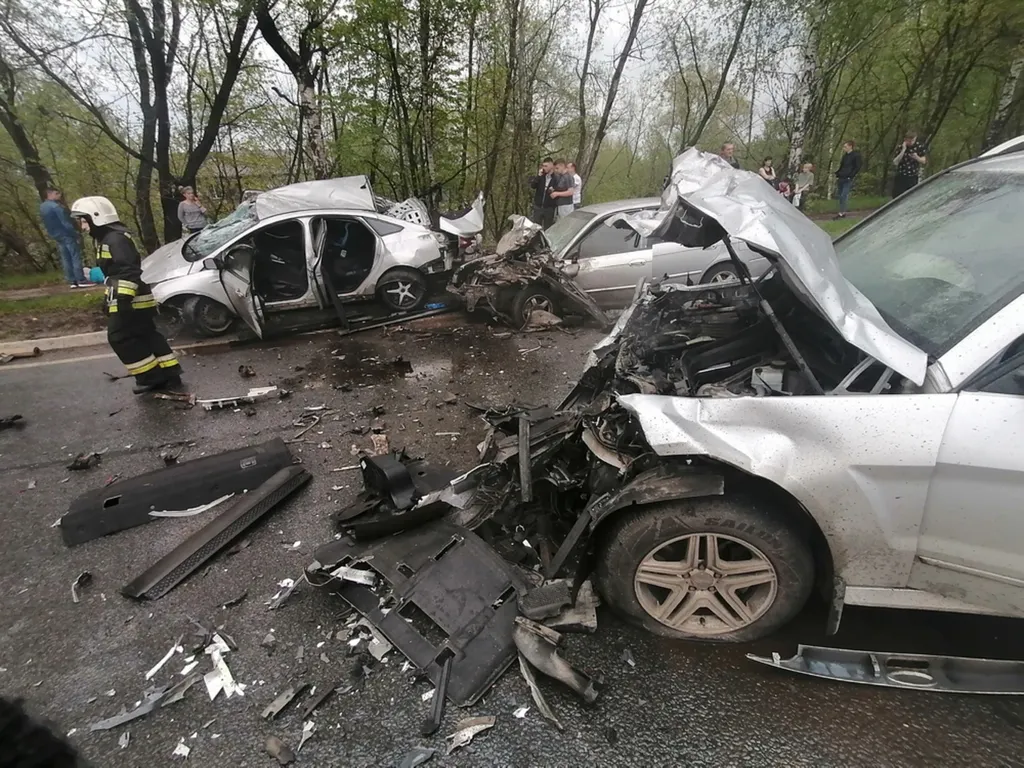 В Ярославле в тройном ДТП пострадали три человека
